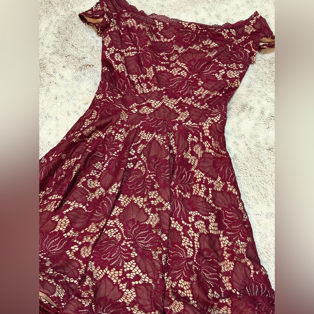 B Darlin Burgundy and Cream Dress - Picture 2 of 4